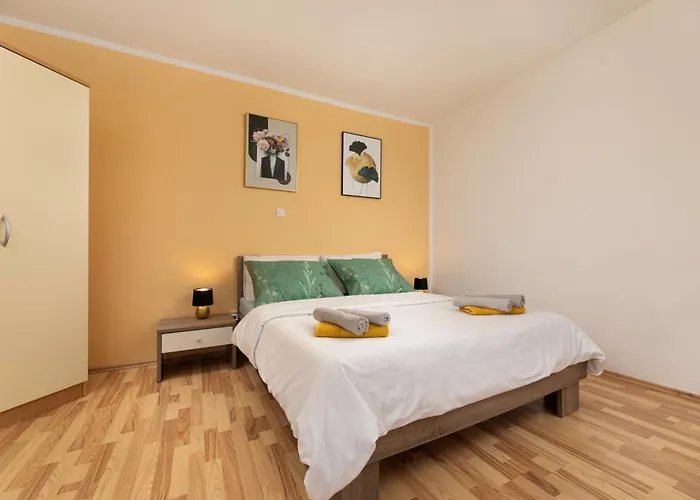 Apartament Adela
