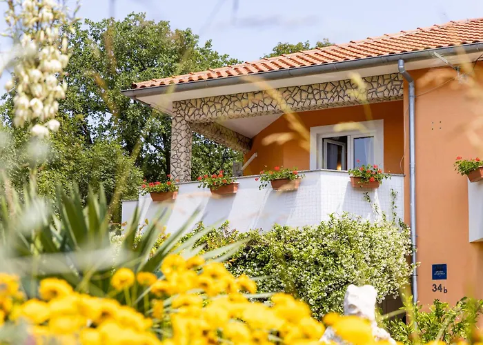 Adela Apartament *