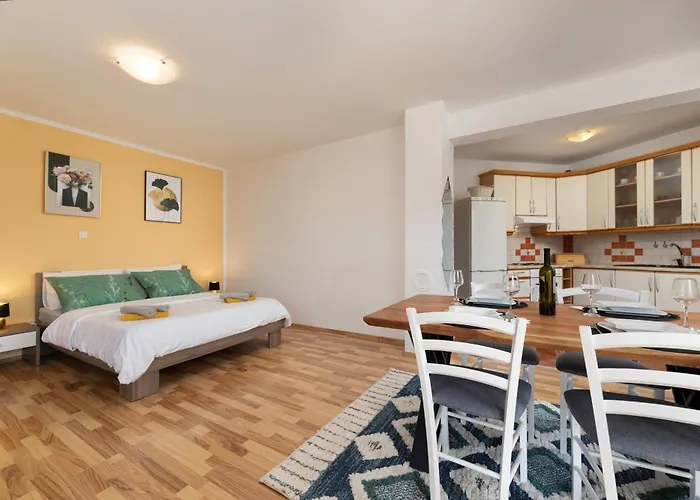 Adela Apartament