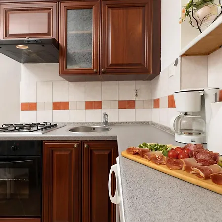 Apartament Adela