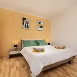 Apartment Adela